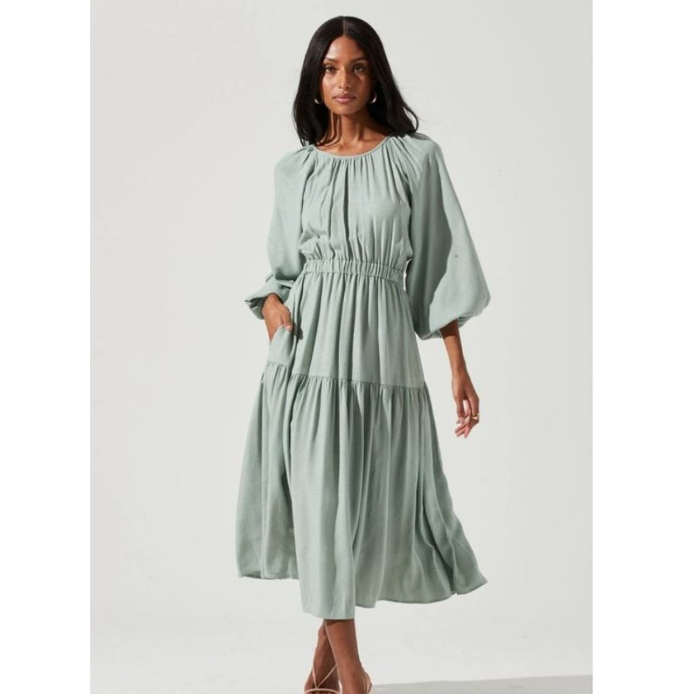 Astr Women's Midi Dress in Sage Green